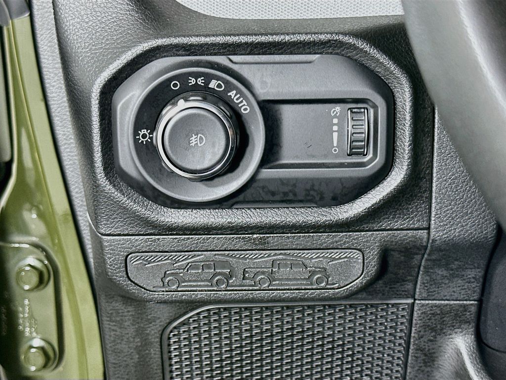 Thumbnail: 2024 Jeep Wrangler - 10