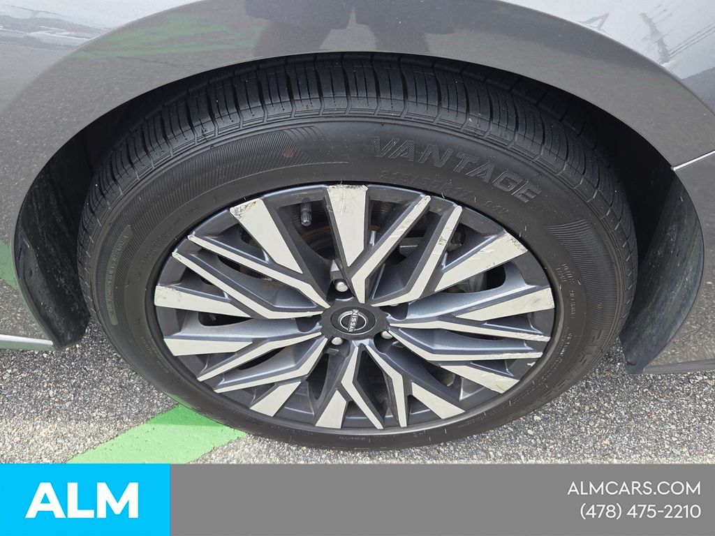 Used 2025 Gray Nissan 2.5 SV image 19