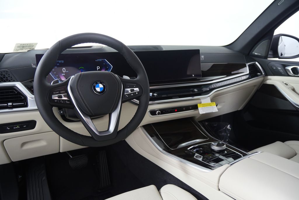 Thumbnail: 2026 BMW X5 - 18