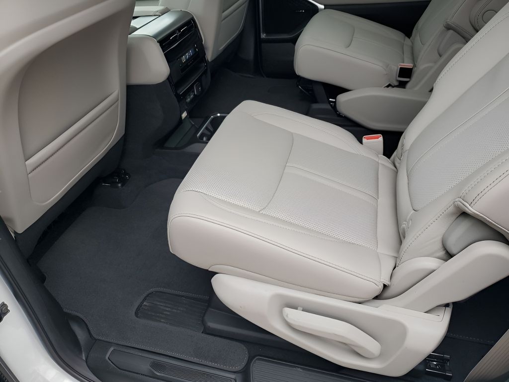 New 2026 White Jeep  image 20