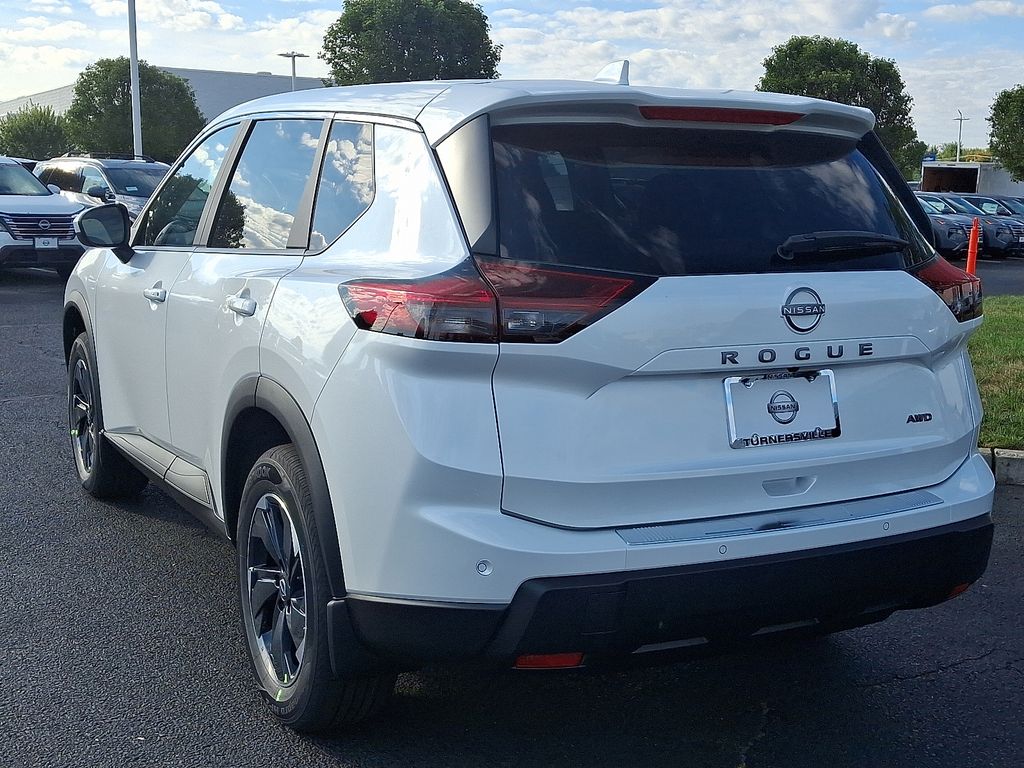 Thumbnail: 2026 Nissan Rogue - 3