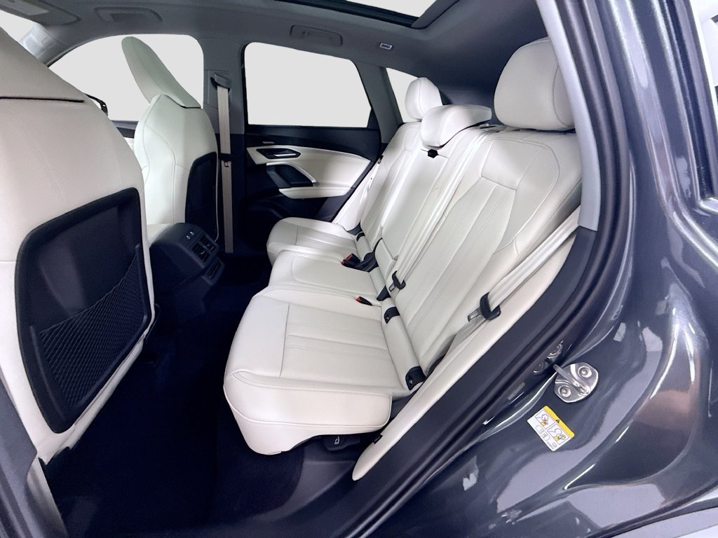Thumbnail: 2026 Audi Q5 - 22