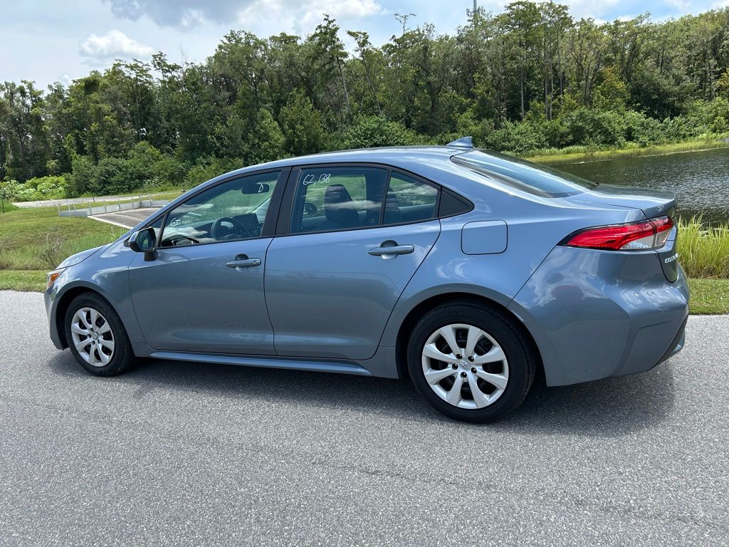 Thumbnail: 2022 Toyota Corolla - 3