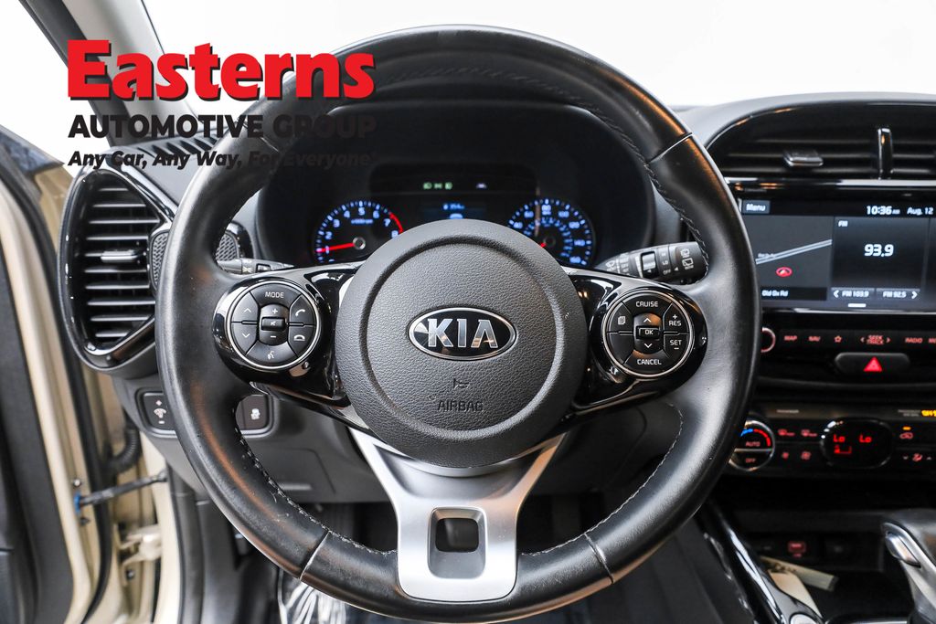 Used 2020 Gold Kia EX image 10