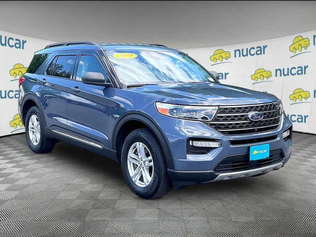 2021 Ford Explorer — photo 1