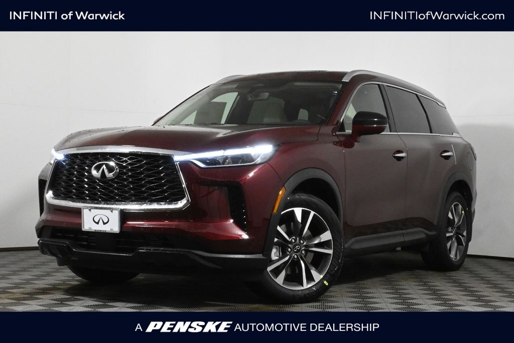 2025 INFINITI QX60 Luxe Hero Image