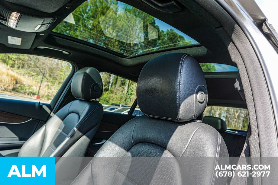 Used 2022 Silver Mercedes-Benz GLC 300 image 18