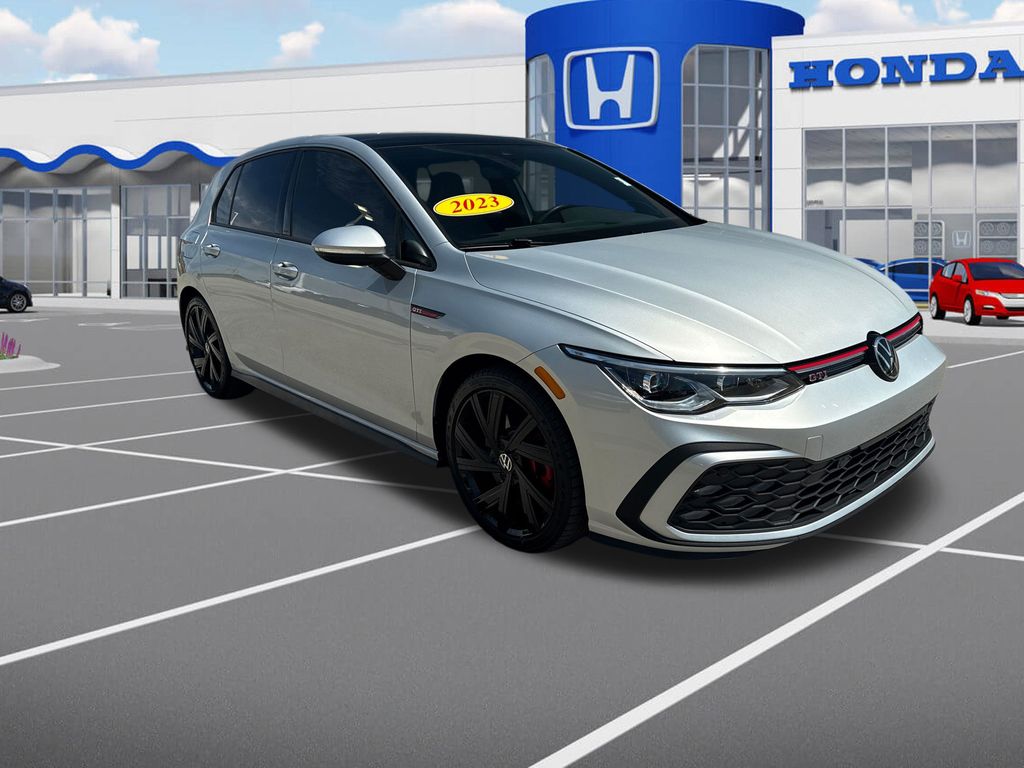 2023 Volkswagen Golf GTI 2.0T SE FWD