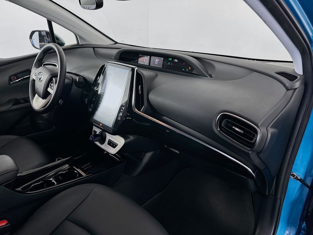 Thumbnail: 2019 Toyota Prius Prime - 28