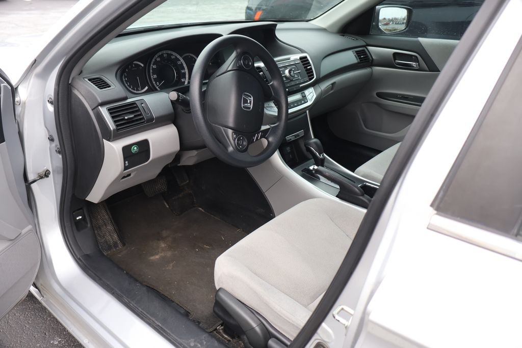 Thumbnail: 2013 Honda Accord - 6