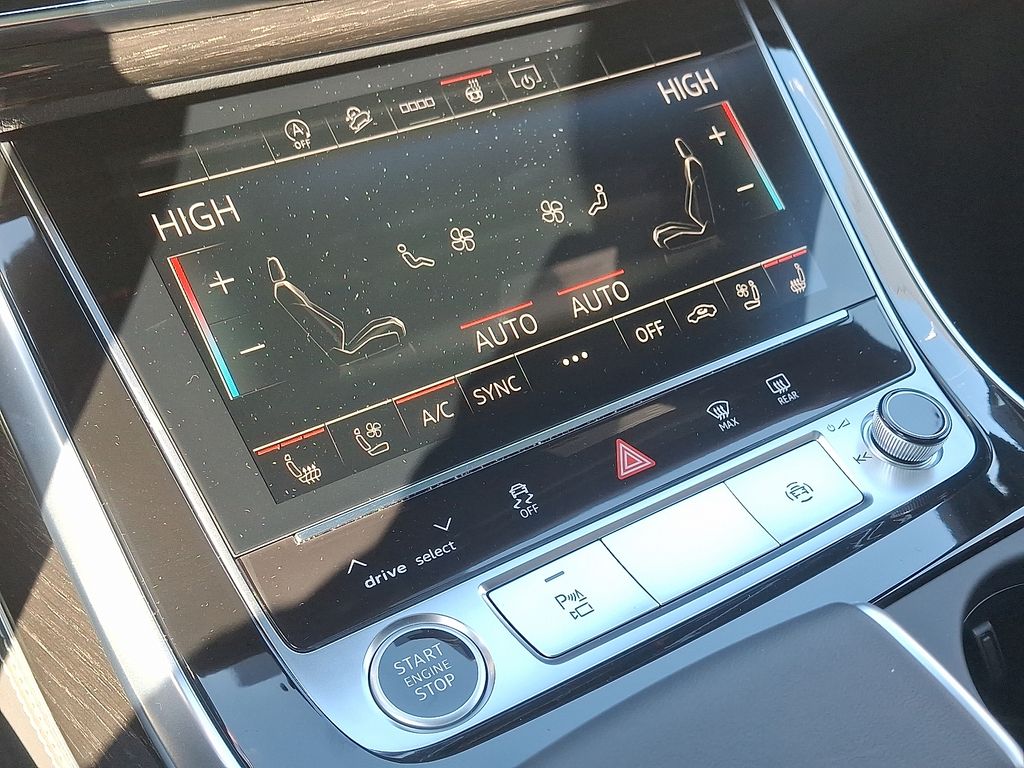 Thumbnail: 2026 Audi Q7 - 13