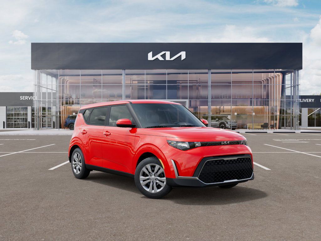 2025 Kia Soul LX 8