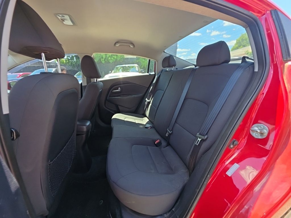 used 2013 Kia Rio car