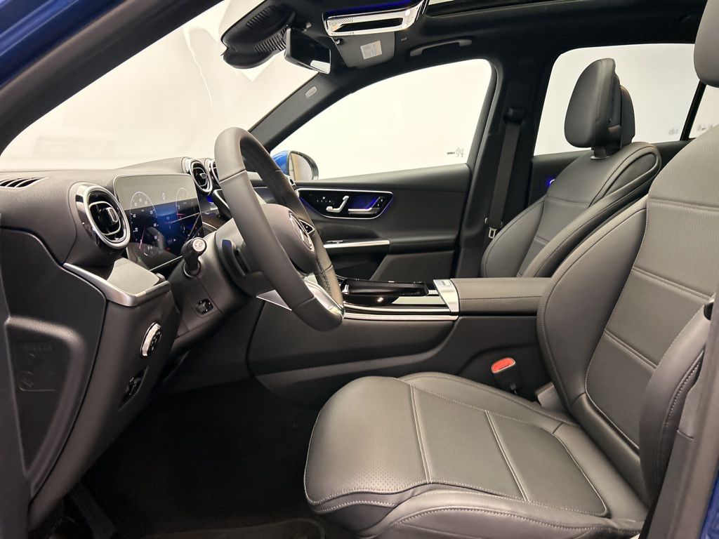 Thumbnail: 2026 Mercedes-Benz GLC - 12