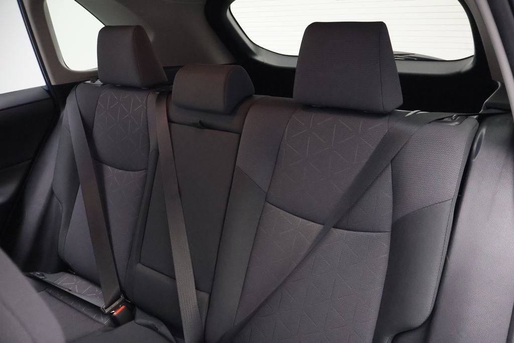 Thumbnail: 2019 Toyota RAV4 - 18