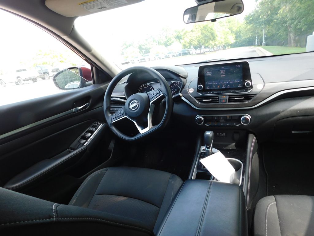 Thumbnail: 2023 Nissan Altima - 6