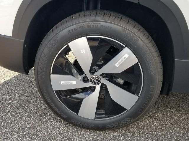 new 2026 Volkswagen Taos car, priced at $30,387