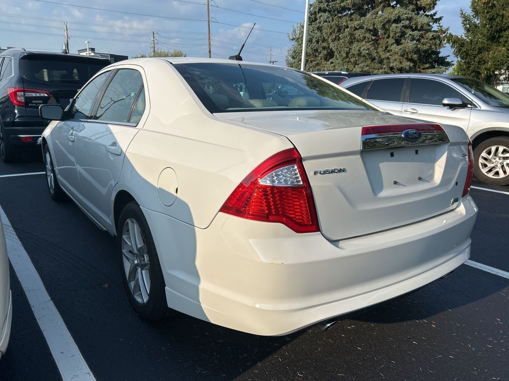 Thumbnail: 2010 Ford Fusion - 2