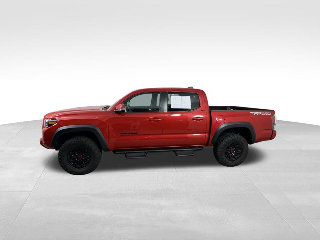 2023 Toyota Tacoma TRD Off-Road 2