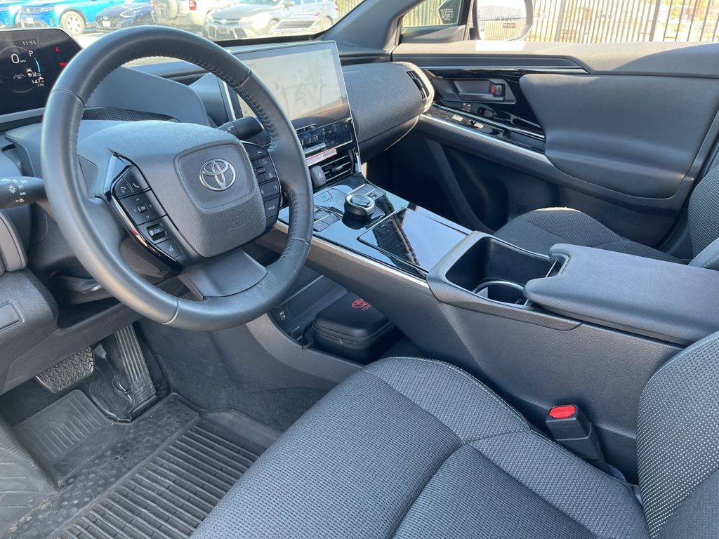 Thumbnail: 2024 Toyota bZ4X - 20