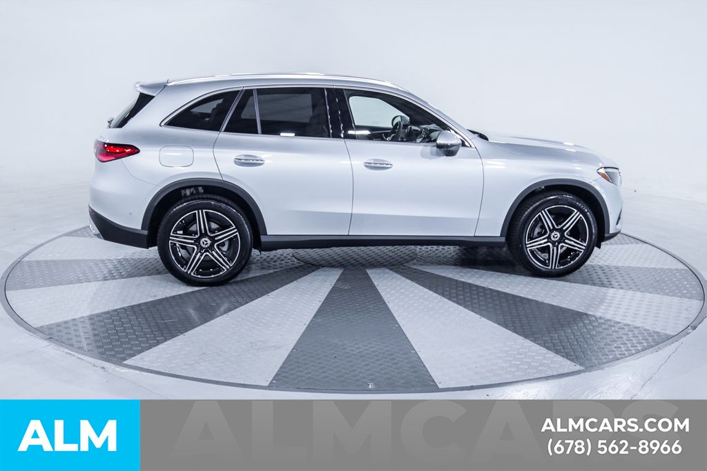 Used 2026 Silver Mercedes-Benz GLC 300 image 11