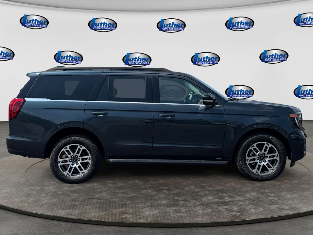 2026 Ford Expedition Active - 5