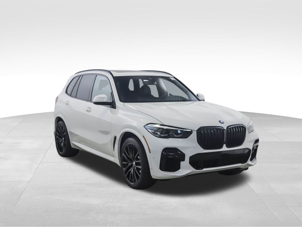 Thumbnail: 2022 BMW X5 - 7