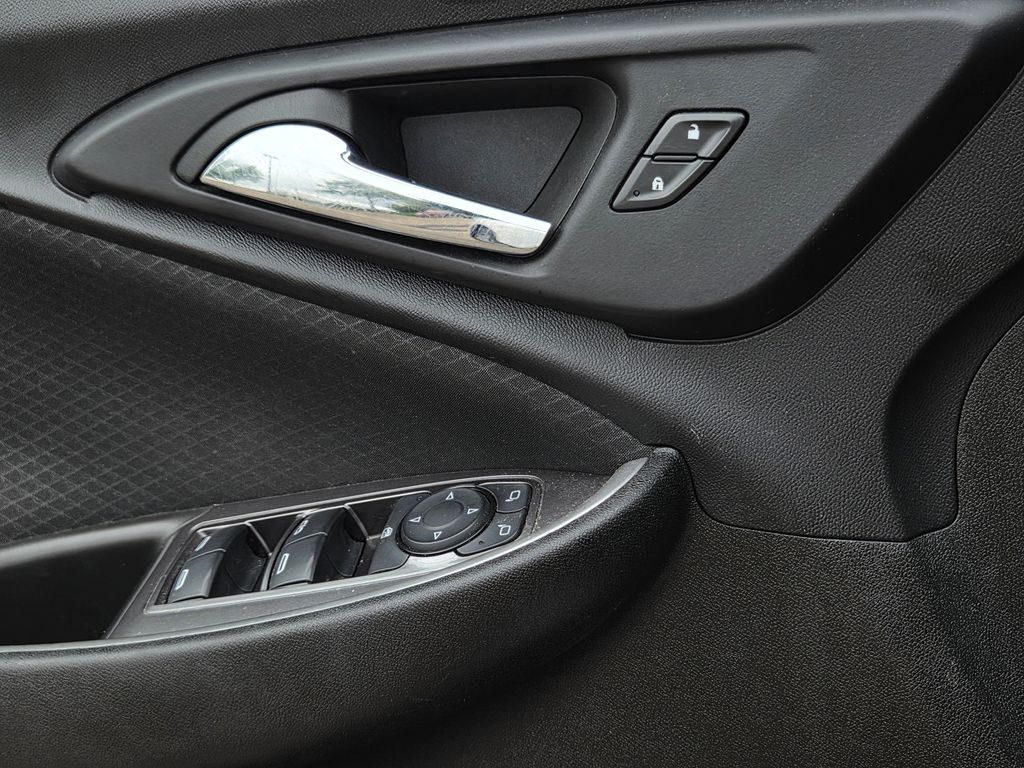 Used 2023 Chevrolet Malibu Sedan