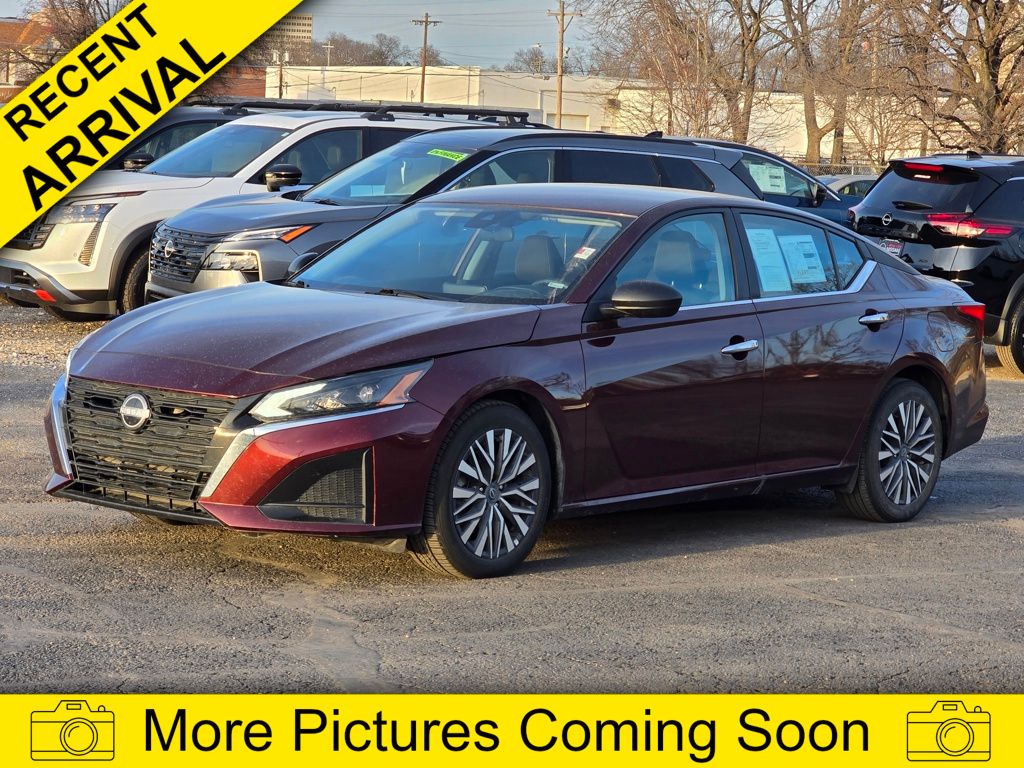 Certified 2025 Nissan Altima SV with VIN 1N4BL4DV3SN342695 for sale in Kansas City