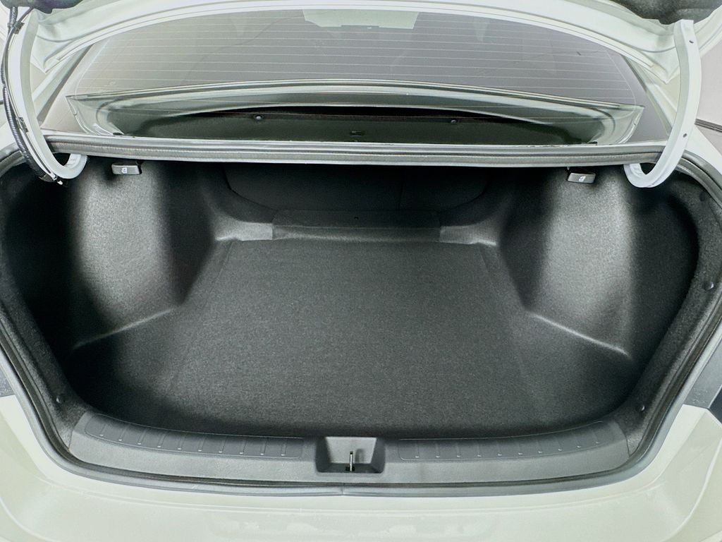 2025 Honda Civic Hybrid Sport photo