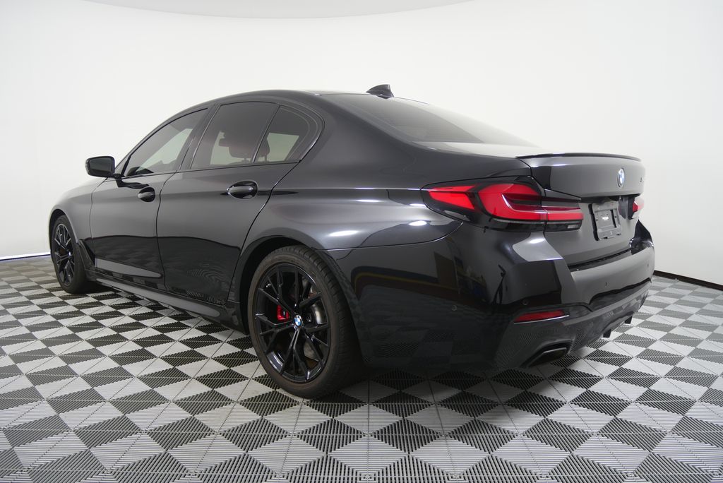 Thumbnail: 2023 BMW 5 Series - 5