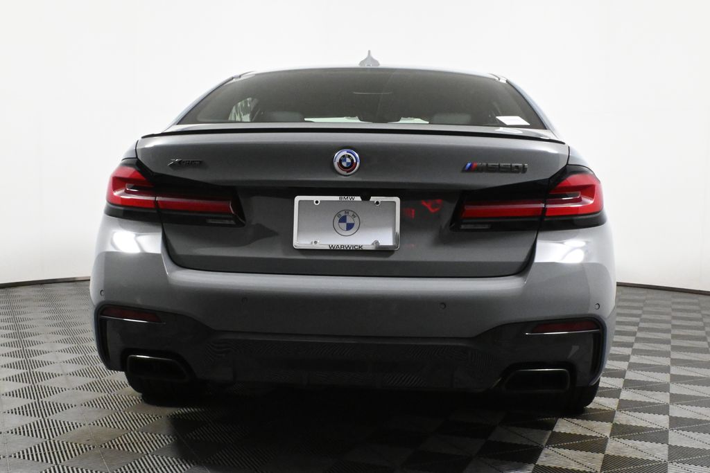 Thumbnail: 2023 BMW 5 Series - 6