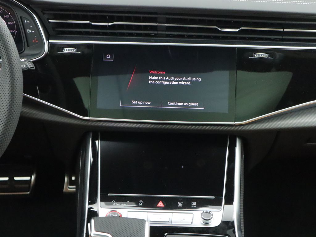 2025 Audi RS Q8 4.0T 15