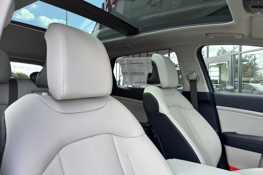 new 2026 Kia Sportage Hybrid car, priced at $36,530