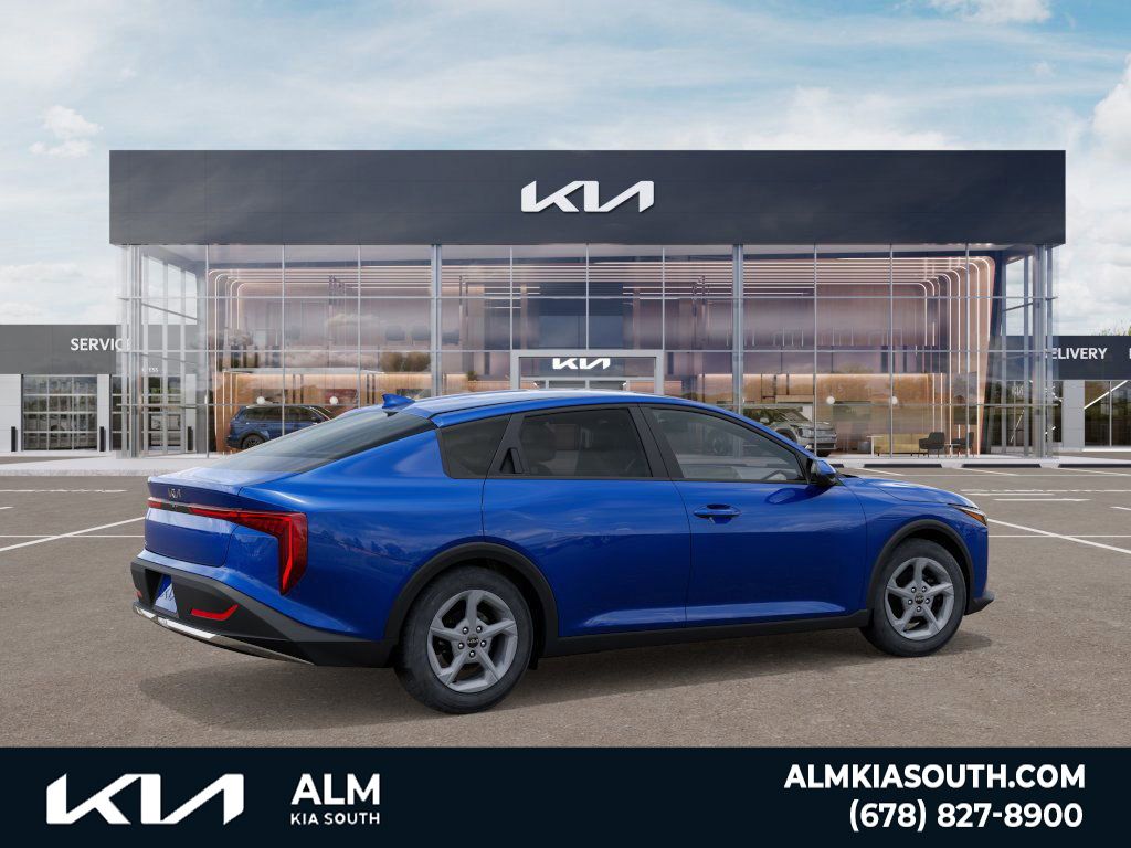 2025 Kia K4 LXS photo 4