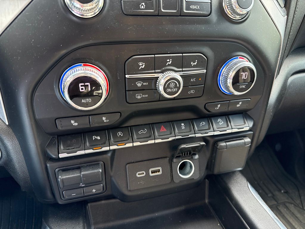 2021 Onyx Black GMC Sierra 1500 Elevation 4X4 Truck