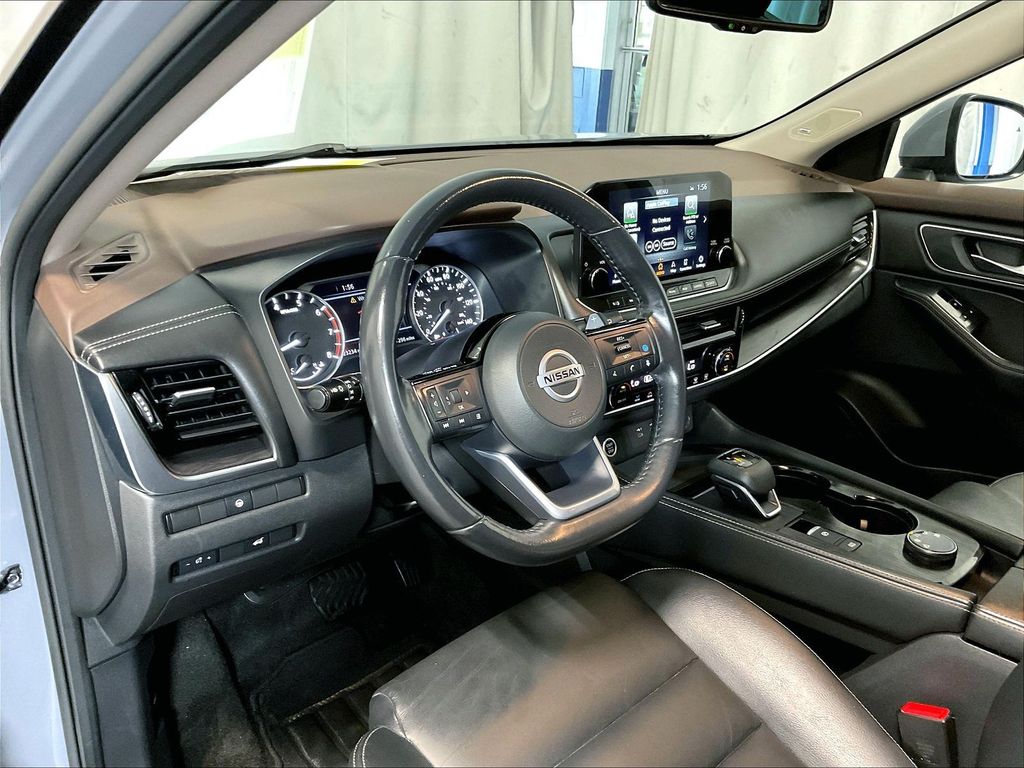 2021 Nissan Rogue — photo 8