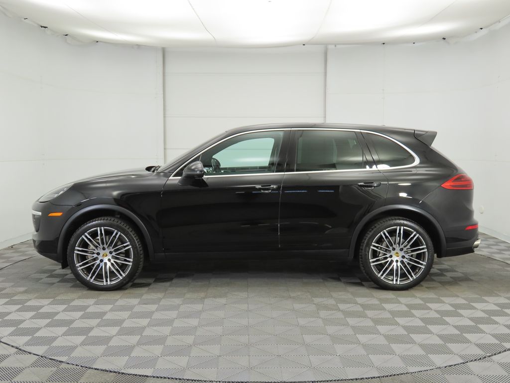 2016 Porsche Cayenne S 8