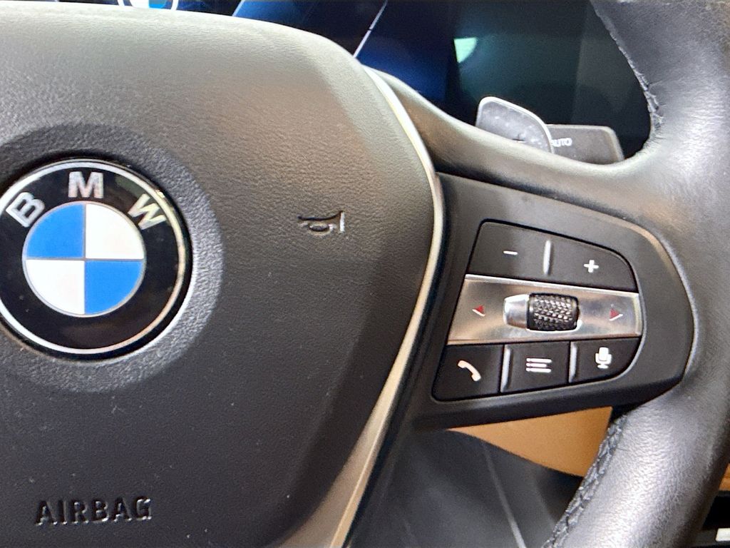 Thumbnail: 2023 BMW 3 Series - 12