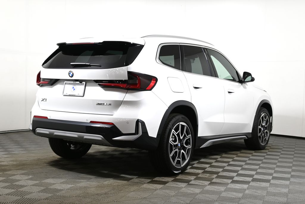 Thumbnail: 2026 BMW X1 - 7
