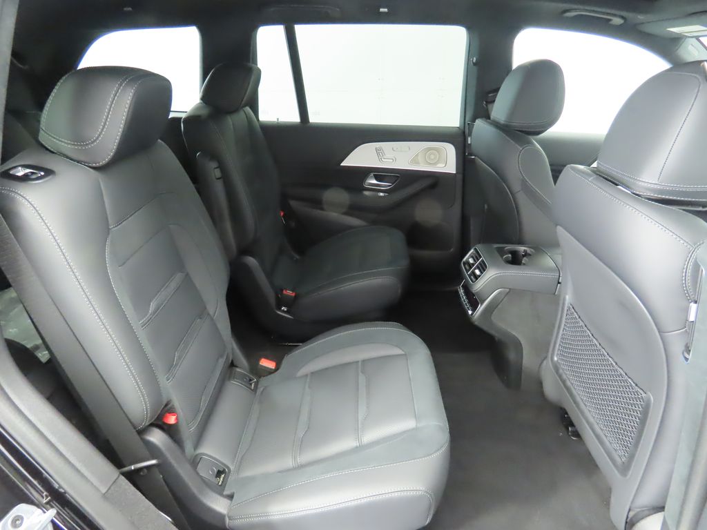 Thumbnail: 2025 Mercedes-Benz GLS - 24
