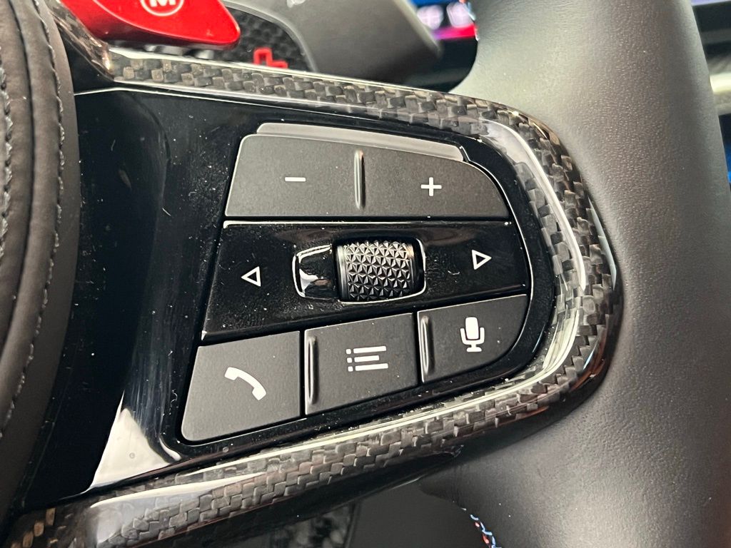 Thumbnail: 2025 BMW M3 - 18