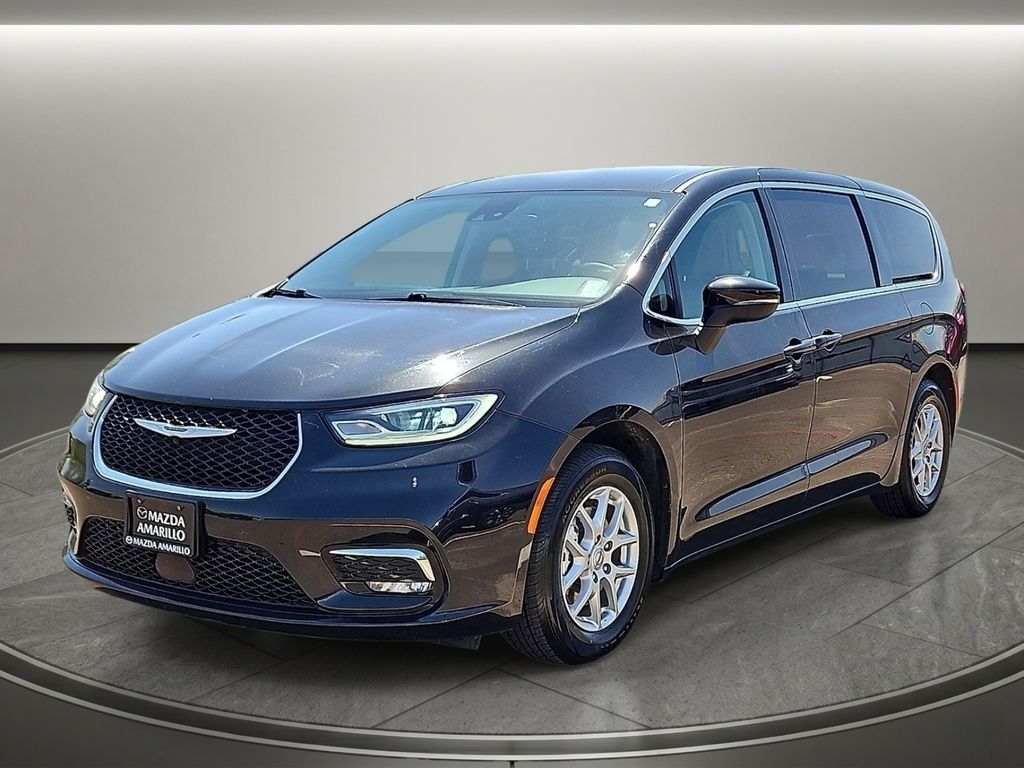  2023 Chrysler Pacifica Touring L FWD   