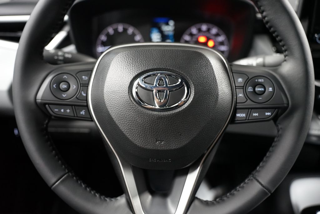 2025 Toyota Corolla SE 12