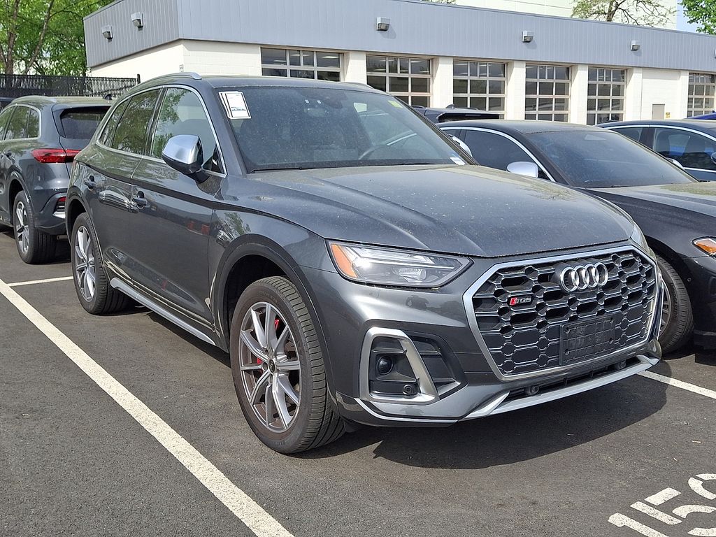 Thumbnail: 2025 Audi SQ5 - 3