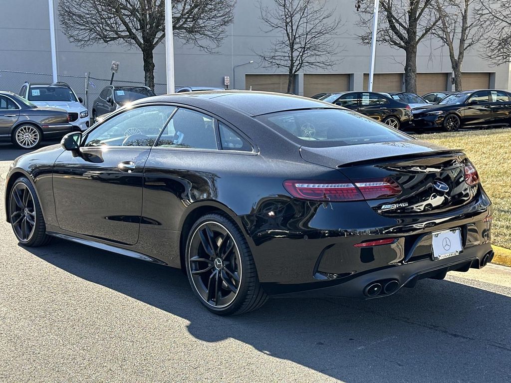 Thumbnail: 2021 Mercedes-Benz E-Class - 13