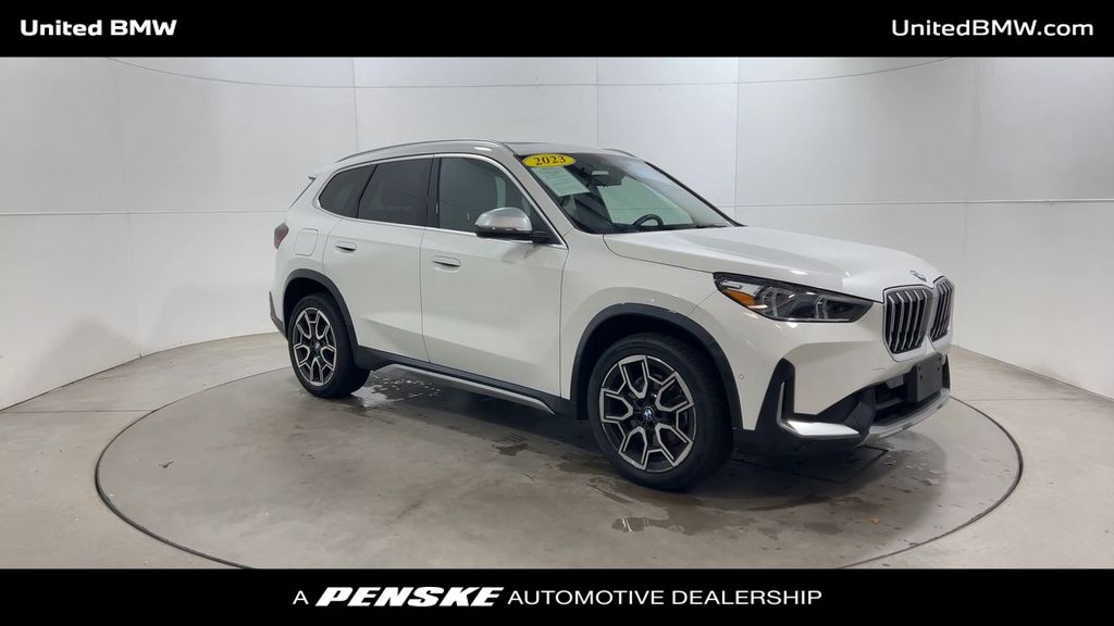 Thumbnail: 2023 BMW X1 - 2