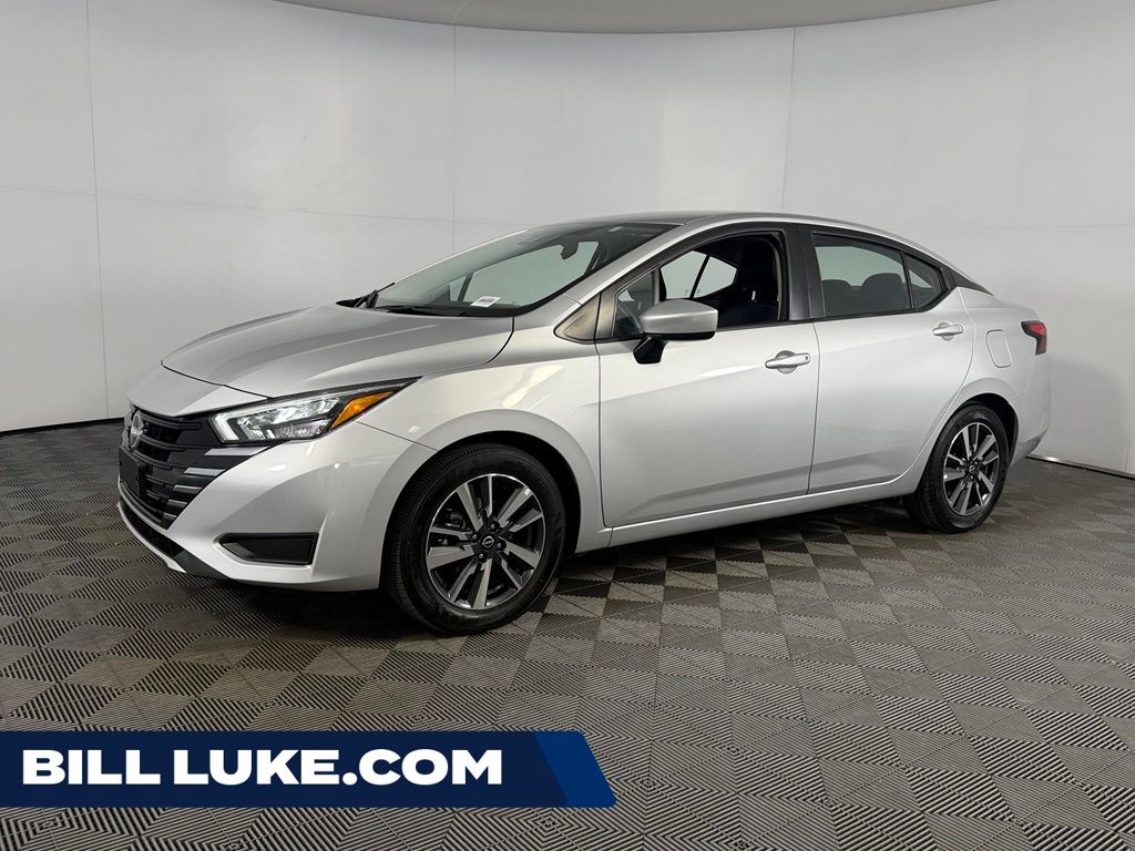 Brilliant Silver Metallic 2025 Nissan Versa Sedan Front-Wheel Drive Continuously Variable Transmission