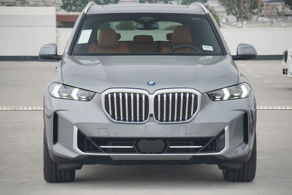 Thumbnail: 2026 BMW X5 - 2