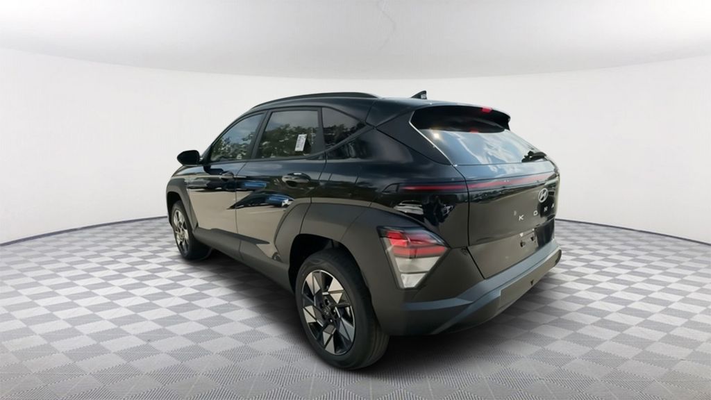 2025 Hyundai Kona SEL 5